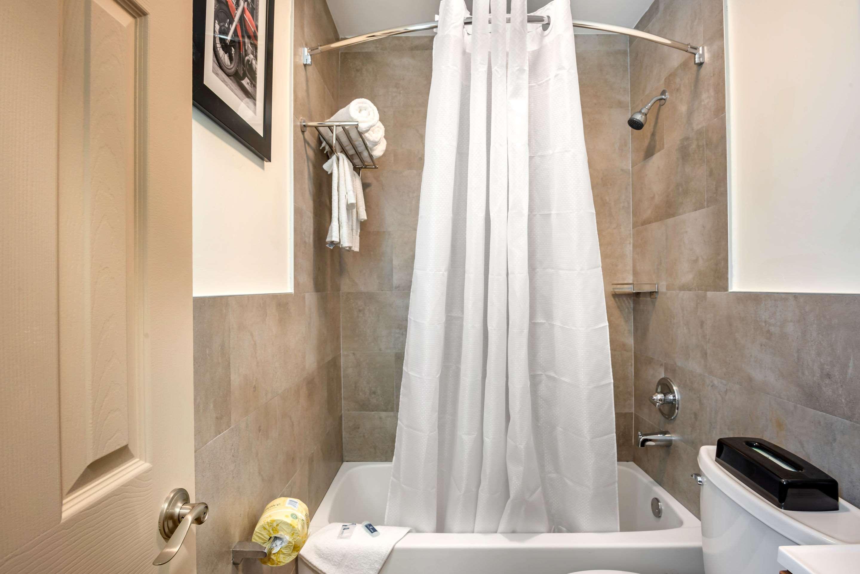 Downtown Hollywood Gardens Inn & Suites Esterno foto