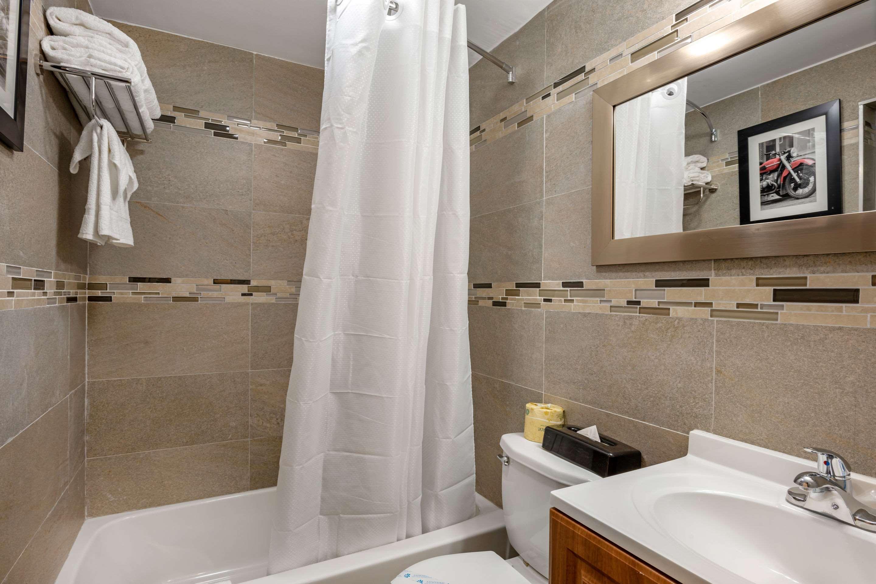 Downtown Hollywood Gardens Inn & Suites Esterno foto