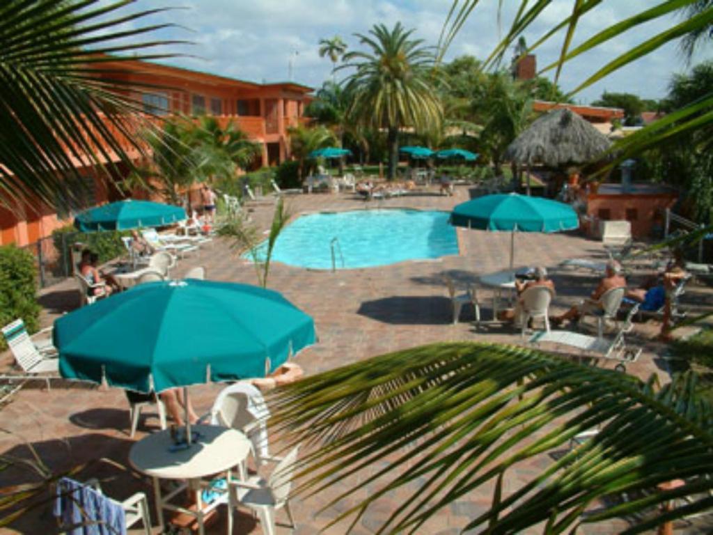 Downtown Hollywood Gardens Inn & Suites Esterno foto