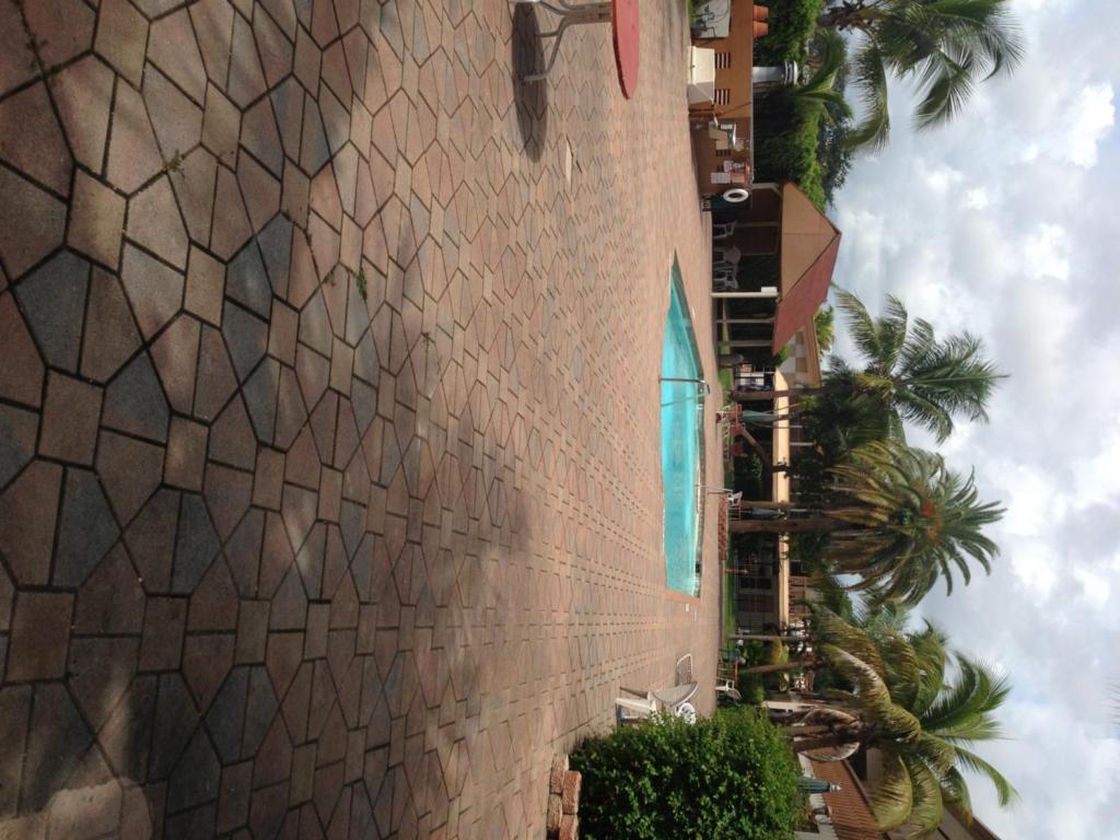Downtown Hollywood Gardens Inn & Suites Esterno foto