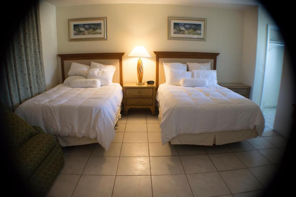 Downtown Hollywood Gardens Inn & Suites Esterno foto